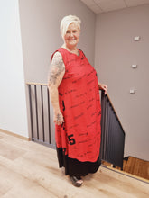 Load image into Gallery viewer, Kleid &quot;Mone&quot; von Mädchenglück in 2 Farben und 6 Größen
