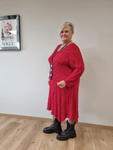 Load image into Gallery viewer, Kleid von Kischella in Rot Schwarz Einheitsgröße bis 48/50
