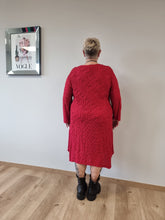 Load image into Gallery viewer, Kleid von Kischella in Rot Schwarz Einheitsgröße bis 48/50
