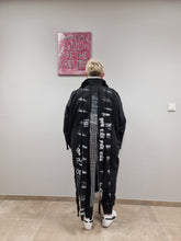 Load image into Gallery viewer, Jeansmantel mit Bändern und Reißverschluss bis Größe 64

