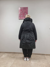 Lade das Bild in den Galerie-Viewer, Mädchenglück Jacke in 4 Größen bis Gr 60 mit Taft in Schwarz
