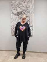 Lade das Bild in den Galerie-Viewer, Tunika von CN-G aus Jersey mit Herz Motiv in 3 Größen bis Gr 60
