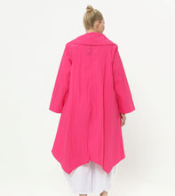 Lade das Bild in den Galerie-Viewer, Sommer Trenchcoat in pink von unserem Label Mädchenglück bis Größe 58
