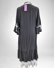 Lade das Bild in den Galerie-Viewer, Kleid von Mädchenglück mit angenähtem Tüllabschluss in 3 Farben und Größen bis Gr 60
