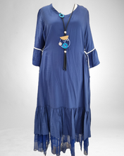 Lade das Bild in den Galerie-Viewer, Kleid von Mädchenglück mit angenähtem Tüllabschluss in 3 Farben und Größen bis Gr 60
