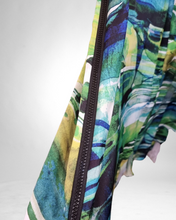 Load image into Gallery viewer, Kleid aus Rayon Viskose von Mädchenglück tollem Muster in 3 Farben und 6 Größen bis Gr 60
