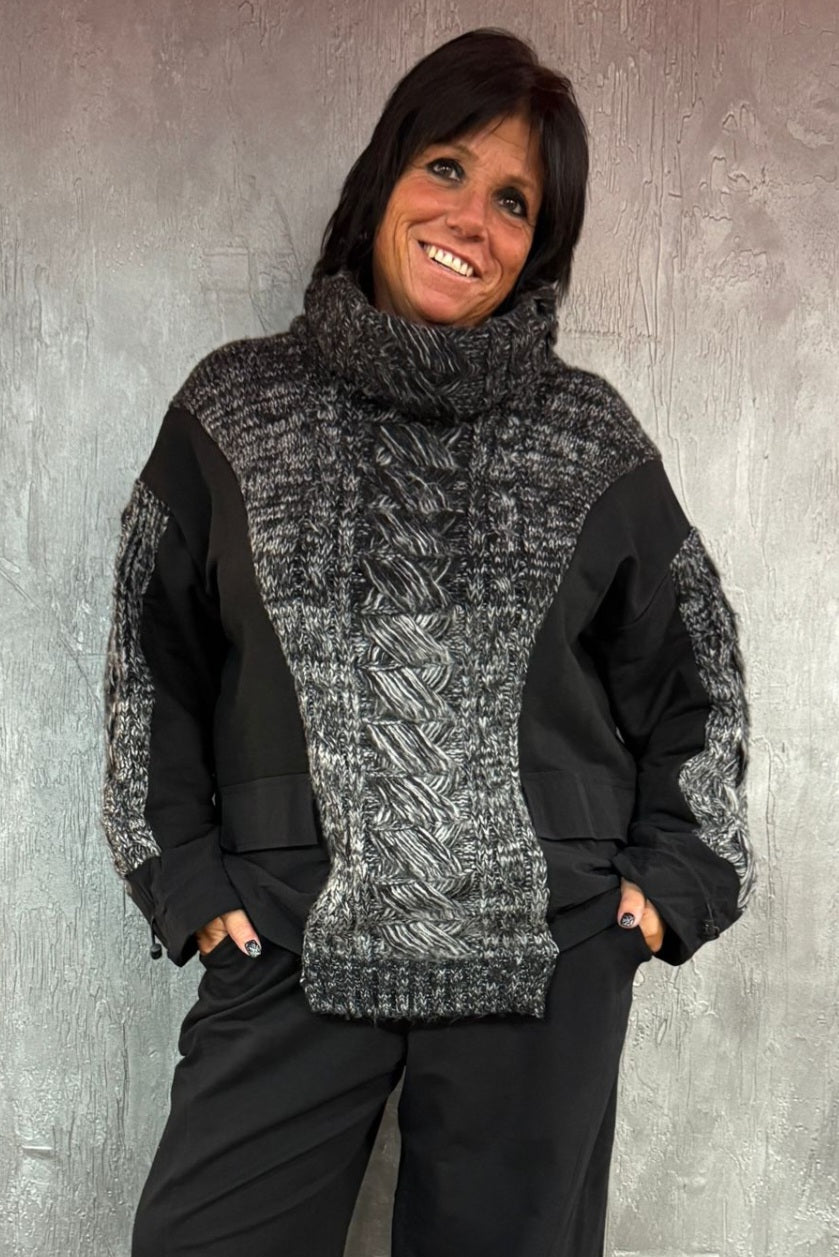 H4- Kuscheliger Rollkragen Pullover mit Stoffmix in 3 Größen