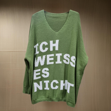 Lade das Bild in den Galerie-Viewer, Pullover &quot;Ich weiss es nicht&quot; bis Größe 60 in 6 Farben
