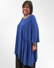 Lade das Bild in den Galerie-Viewer, CNG Oversized Tunika aus Viskose Jersey Gr 40 bis 64 in Blau
