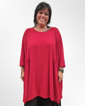 Lade das Bild in den Galerie-Viewer, CNG Oversized Tunika aus Viskose Jersey Gr 40 bis 64 in Rot
