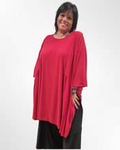 Lade das Bild in den Galerie-Viewer, CNG Oversized Tunika aus Viskose Jersey Gr 40 bis 64 in Rot
