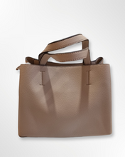 Lade das Bild in den Galerie-Viewer, Tasche Beige mit Henkel und abnehmbaren Riemen
