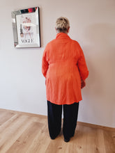 Load image into Gallery viewer, Bluse/ Jacke in 3 Farben bis Größe 60 von Mädchenglück
