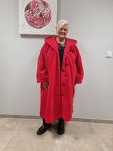 Lade das Bild in den Galerie-Viewer, CN-G Teddy Mantel mit Kapuze in blau und rot 4 Größen bis Größe 62
