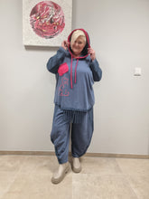 Lade das Bild in den Galerie-Viewer, CN-G Zweiteiler aus Sweat mit Kapuzenpullover und Jogpant Hose in 2 Farben bis Gr 60
