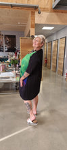 Lade das Bild in den Galerie-Viewer, CN-G Kleid Tunika in 3 Größen Schwarz Grün bis Größe 58
